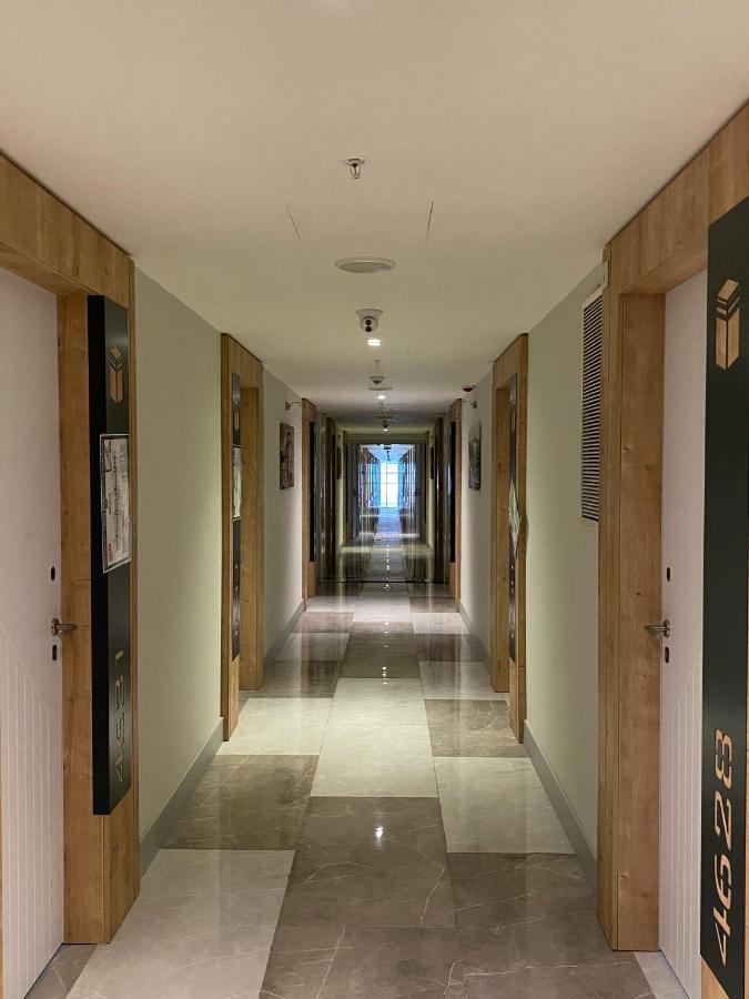 Aparthotel In City Batumi Exterior photo